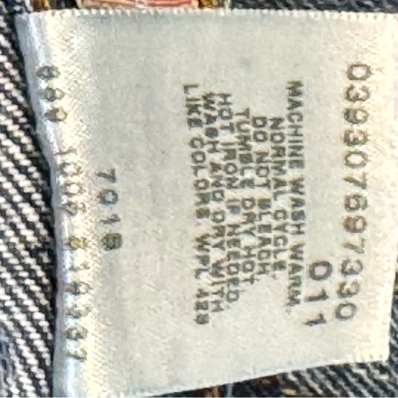 Vintage Levi’s 505, size 32/36 - Picture 6 of 6